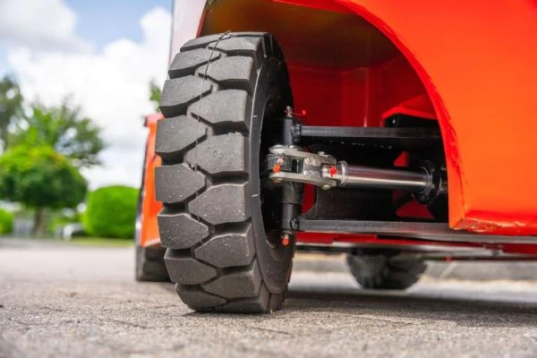 Chariot élévateur électrique LI-ION jusqu'à 4,8 m – Image 2