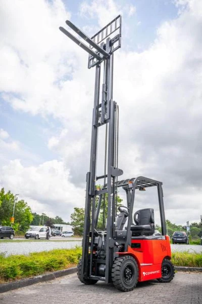 Chariot élévateur électrique LI-ION jusqu'à 4,8 m – Image 11