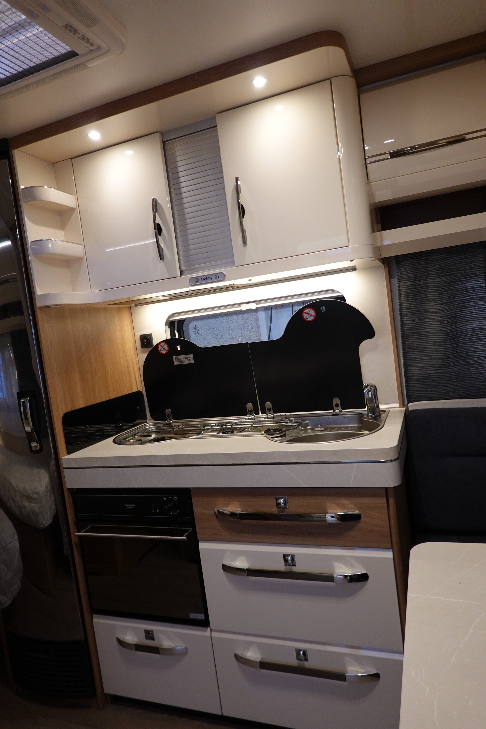 Hobby 540 WLU Excellente caravane – Image 10